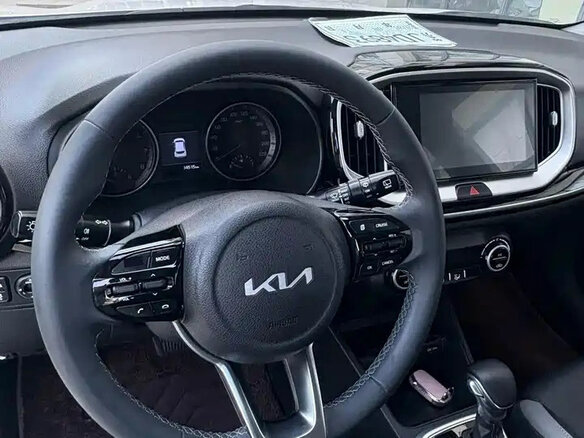 2021 Kia KX1, белый - вид 9