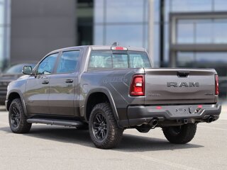2026 Ram 1500 Crew Cab V Рестайлинг, серый, 10990000 рублей, вид 5