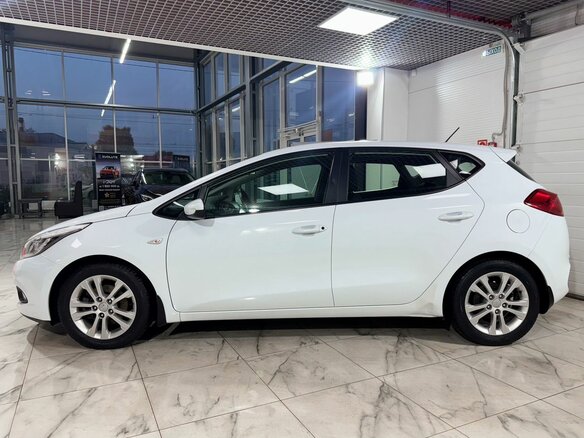 2012 Kia Ceed II, белый, 1129000 рублей - вид 2