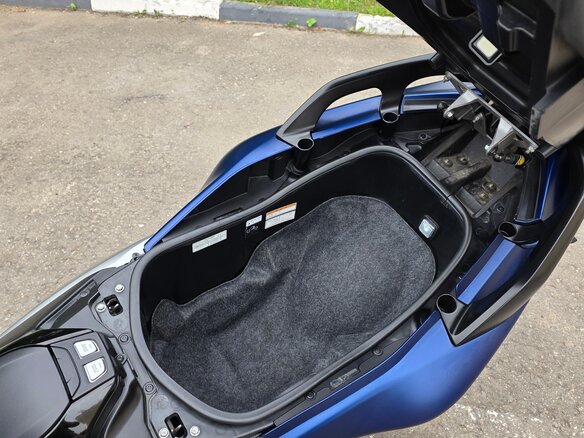 2017 Yamaha TMAX, синий, 750000 рублей - вид 7