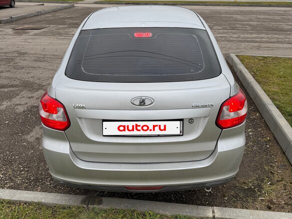 2015 Lada (ВАЗ) Granta I, серебристый, 345000 рублей - вид 2