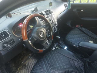 2013 Volkswagen Polo V, чёрный, 450000 рублей, вид 5