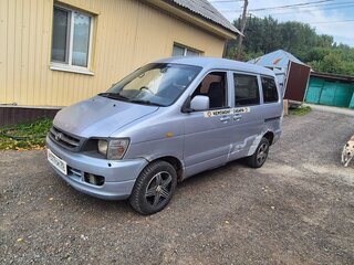 1997 Toyota Town Ace Noah III, серый, 300000 рублей, вид 2