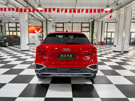 2023 Audi Q2 L 35 TFSI I Рестайлинг, красный, 1680000 рублей, вид 4