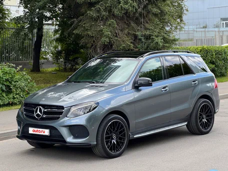 2017 Mercedes-Benz GLE 300 I (W166), серый, 2699000 рублей, вид 1