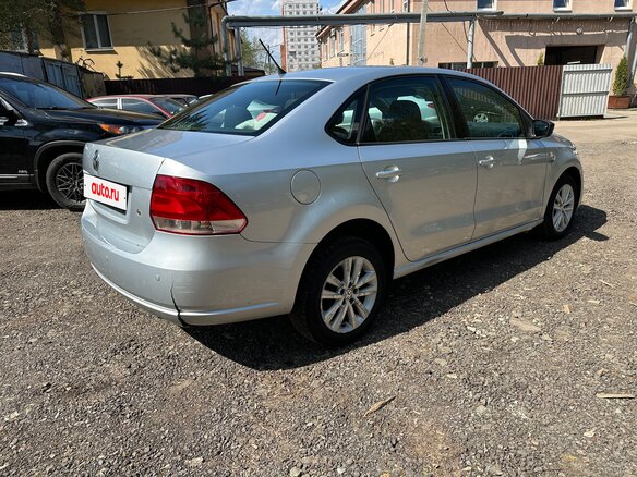 2013 Volkswagen Polo V, серебристый, 515000 рублей - вид 6