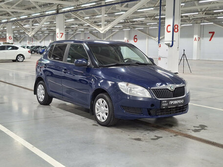 2011 Skoda Fabia II Рестайлинг, синий, 349000 рублей, вид 3