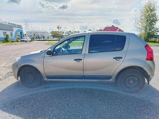 2010 Renault Sandero I, бежевый, 390000 рублей, вид 5