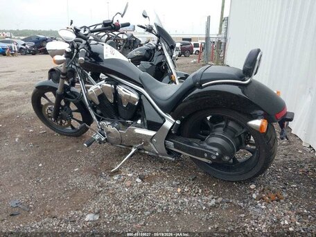 2022 Honda VT 1300CX Fury, чёрный, 710250 рублей, вид 3