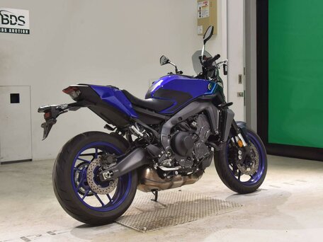 2025 Yamaha MT-09 (FZ-09), синий, 1247000 рублей, вид 5