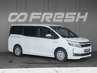 2014 Toyota Voxy III (R80), белый, 1890000 рублей, вид 1