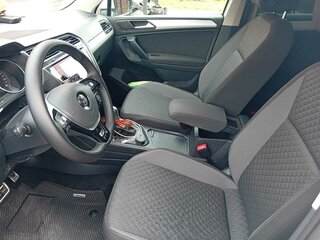 2017 Volkswagen Tiguan II, белый, 2252000 рублей, вид 5