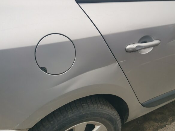 2013 Renault Fluence I Рестайлинг, серебристый, 650000 рублей - вид 3