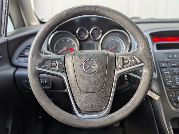 2011 Opel Astra J, белый - вид 8