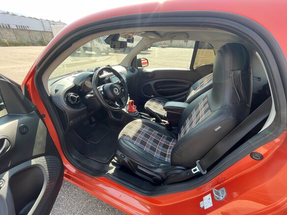 2016 Smart Fortwo III, чёрный, 799000 рублей - вид 10