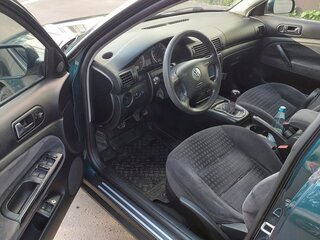 2001 Volkswagen Passat B5 Рестайлинг, зелёный, 450000 рублей, вид 4