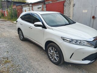 2019 Toyota Harrier III (XU60) Рестайлинг, белый, 3150000 рублей, вид 2