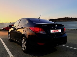 2013 Hyundai Solaris I, чёрный, 650000 рублей, вид 5