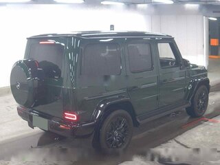 2025 Mercedes-Benz G-Класс 450 d III (W465) Рестайлинг, зелёный, 18123000 рублей, вид 2