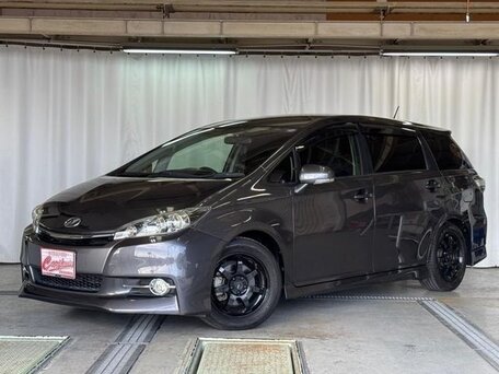 Toyota Wish II Рестайлинг