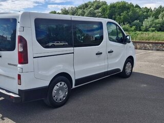 2017 Renault Trafic III, белый, 1900000 рублей, вид 3
