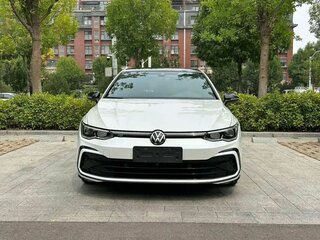 2023 Volkswagen Golf VIII, белый, 2200000 рублей, вид 3