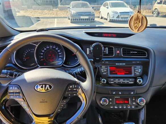 2013 Kia Ceed II, серебристый, 1150000 рублей - вид 16