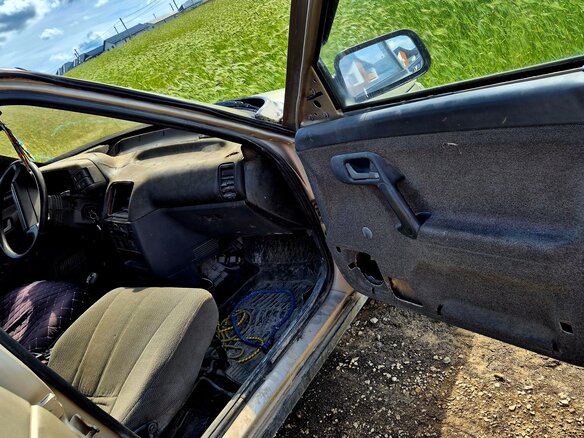 2001 Lada (ВАЗ) 2110, серебристый, 130000 рублей - вид 10