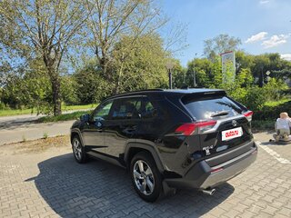 2021 Toyota RAV4 V (XA50), чёрный, 3050000 рублей, вид 4