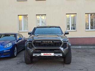 2024 Toyota Tacoma IV, зелёный, 7682132 рублей, вид 2