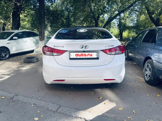 2012 Hyundai Avante V, белый, 990000 рублей, вид 2