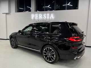 2025 BMW X7 40i I (G07) Рестайлинг, чёрный, 15800000 рублей, вид 3