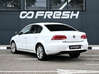 2012 Volkswagen Passat B7, белый, 999000 рублей, вид 2