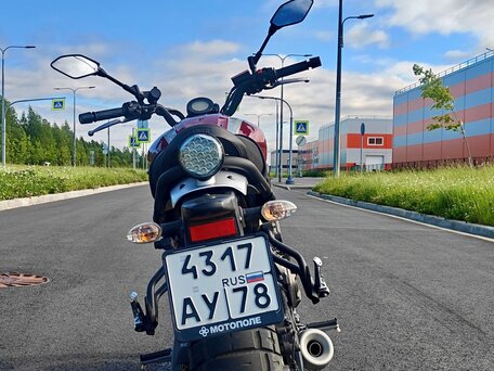 2019 Yamaha XSR700, красный, 639000 рублей, вид 3