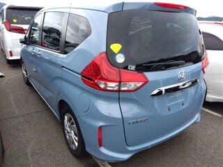 2020 Honda Freed II Рестайлинг, серый, 1600000 рублей, вид 4