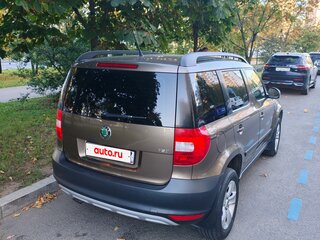 2012 Skoda Yeti I, коричневый, 585000 рублей, вид 4