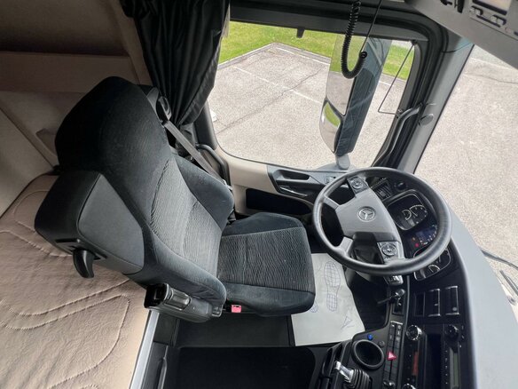 2019 Mercedes-Benz Actros, белый, 6100000 рублей - вид 29