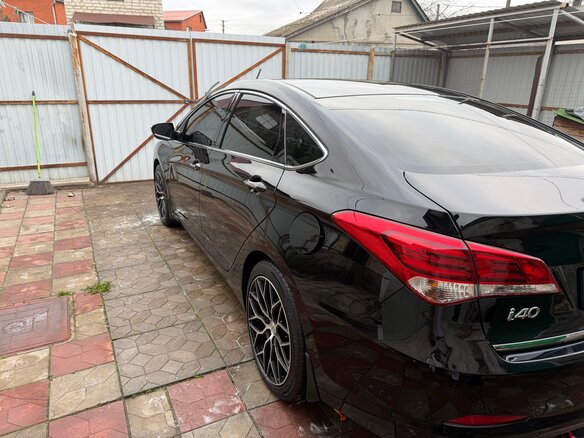 2016 Hyundai i40 I Рестайлинг, чёрный, 1400000 рублей - вид 4