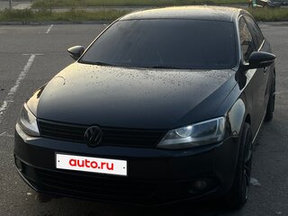 2011 Volkswagen Jetta VI, чёрный, 830000 рублей, вид 3