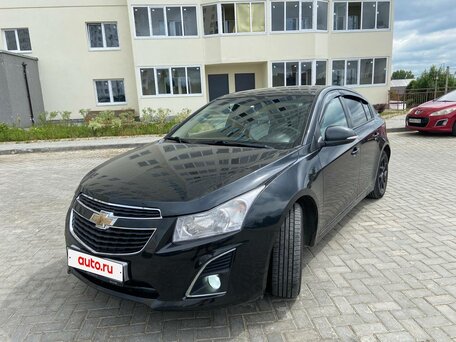 2014 Chevrolet Cruze I Рестайлинг, чёрный, 700000 рублей, вид 1