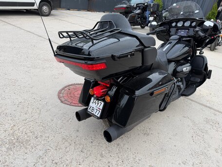 2020 Harley-Davidson Ultra Limited, чёрный, 1900000 рублей, вид 4