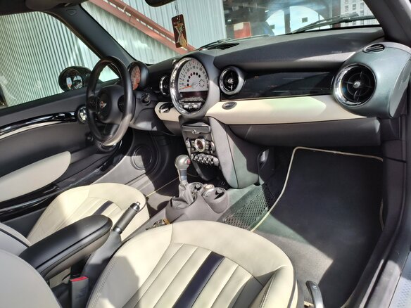 2013 Mini Hatch Cooper S II (R56) Рестайлинг, чёрный, 1250000 рублей - вид 13