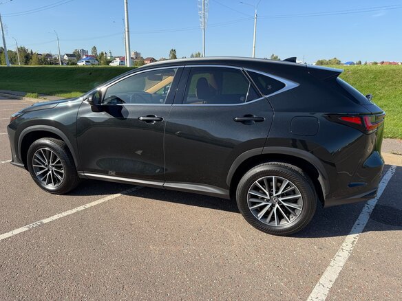2021 Lexus NX 350 II, чёрный, 4000000 рублей - вид 13