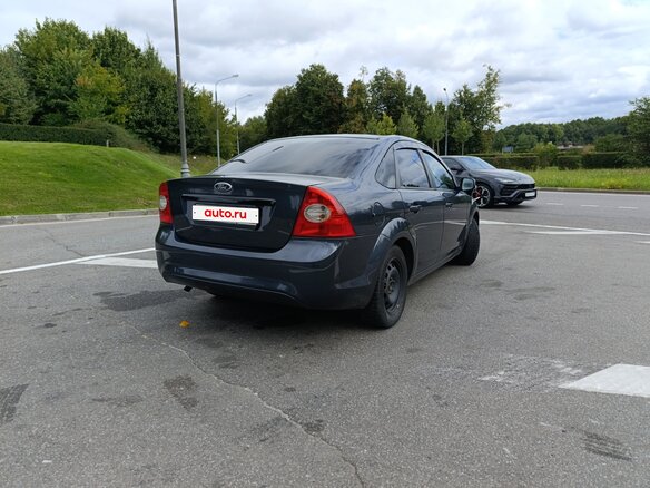 2011 Ford Focus II Рестайлинг, серый, 710000 рублей - вид 3