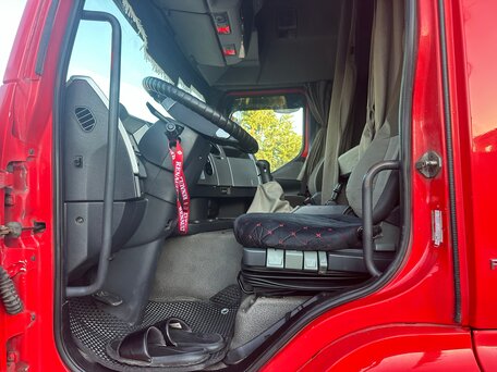 2012 Renault Premium, красный, 2000000 рублей, вид 5