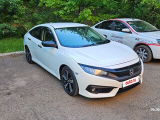 2018 Honda Civic X Рестайлинг, белый, 1870000 рублей, вид 2