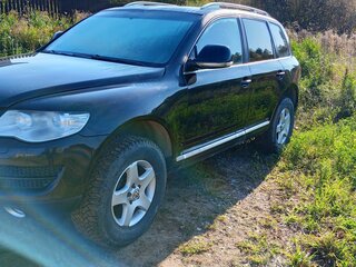 2008 Volkswagen Touareg I Рестайлинг, чёрный, 830000 рублей, вид 1