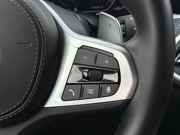 2022 BMW X7 40d I (G07), чёрный, 9900000 рублей - вид 10