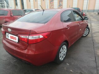 2014 Kia Rio 4-speed III, красный, 650000 рублей, вид 3