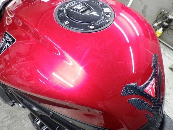 2022 Triumph Speed Triple, красный, 1200000 рублей - вид 7